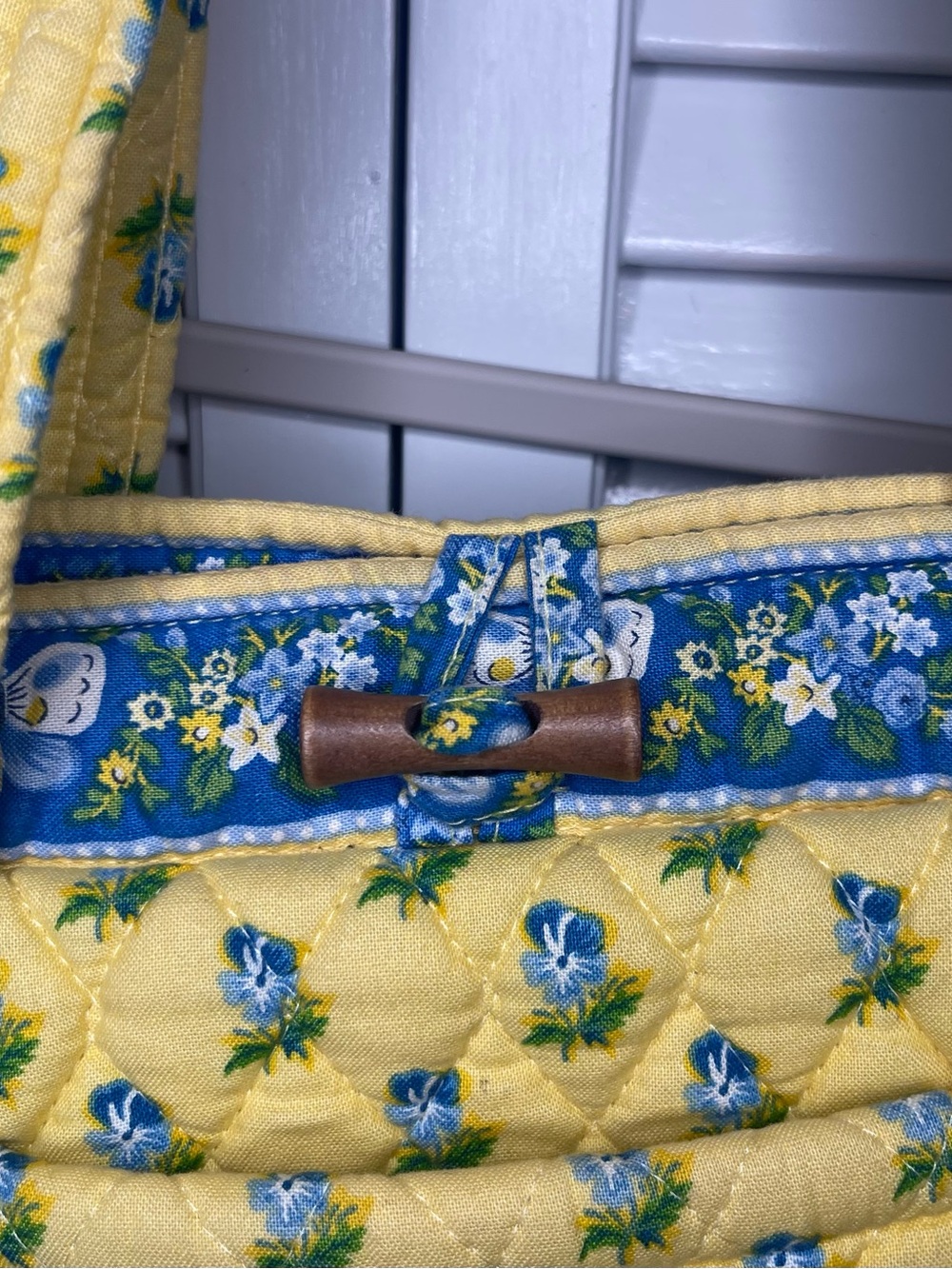 Vera Bradley Vintage Quilted Yellow Floral Katherine Tote - Picture 3 of 12